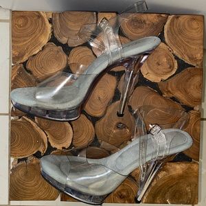 CLEAR SILVER PLEASER PLATFORM SHOES - LIP 108 - SIZE 10